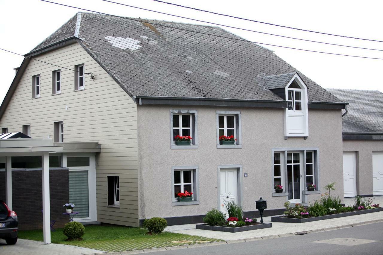 Hotel Les Sansonnets Vaux-sur-Sure Exteriér fotografie